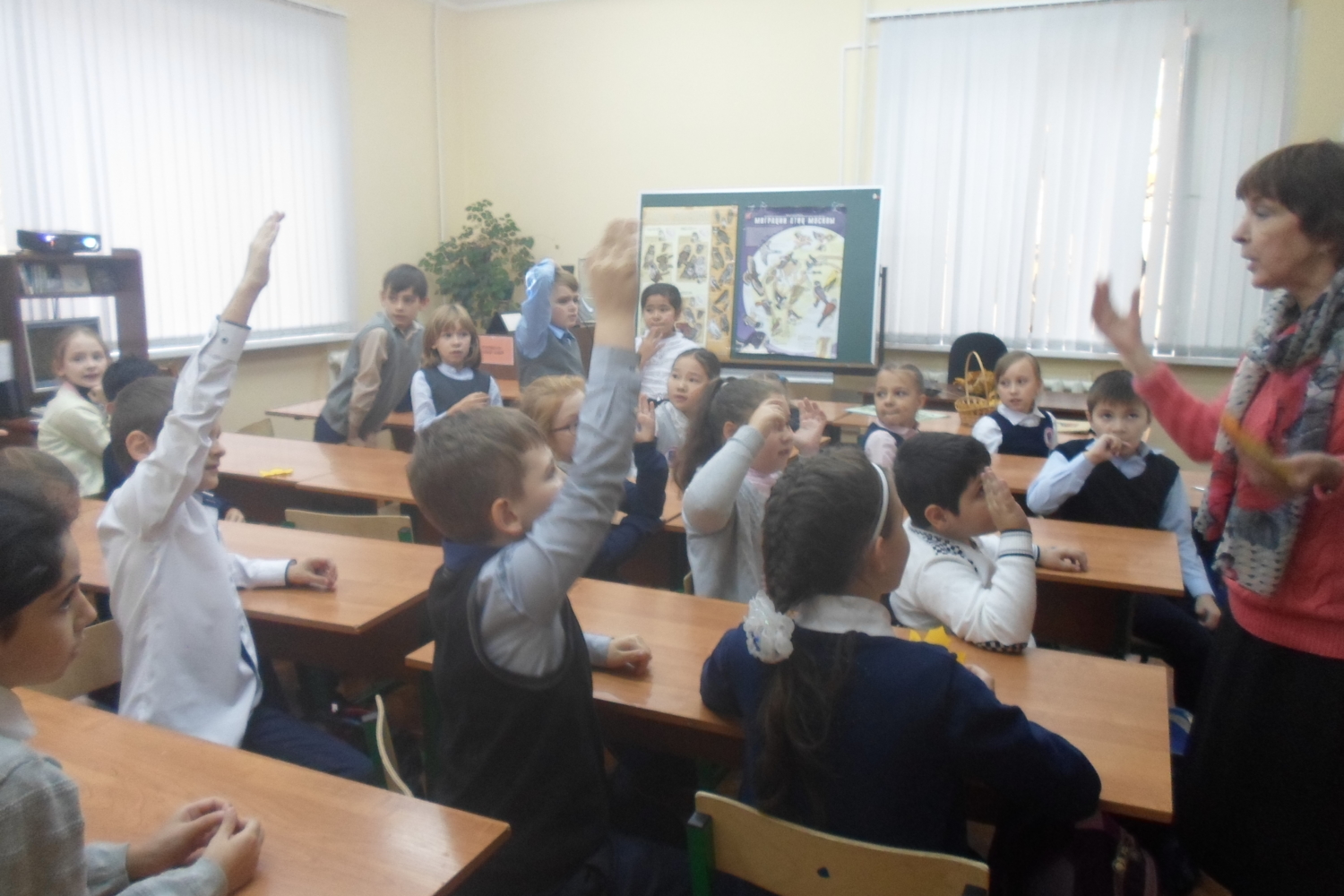 \"Улетают листья\" - Краснополянская библиотека